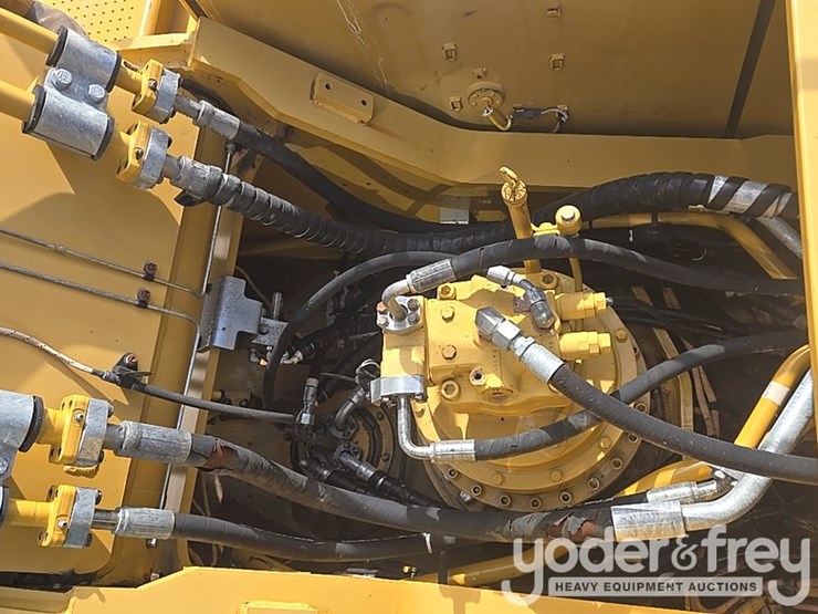 2017-caterpillar-336fl-image-86