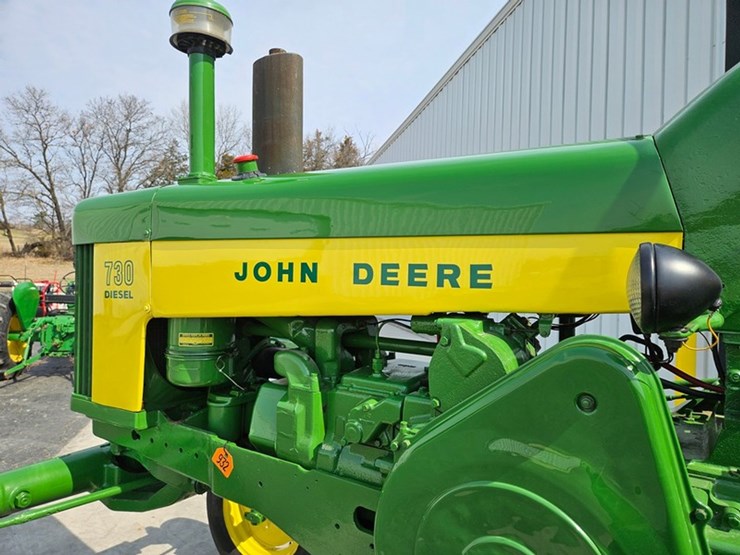 1959-john-deere-730-image-32
