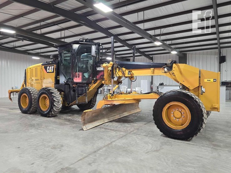 2019-caterpillar-140m3-image-2