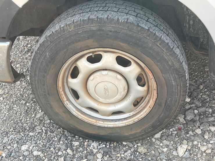 2014-ford-f150-image-16