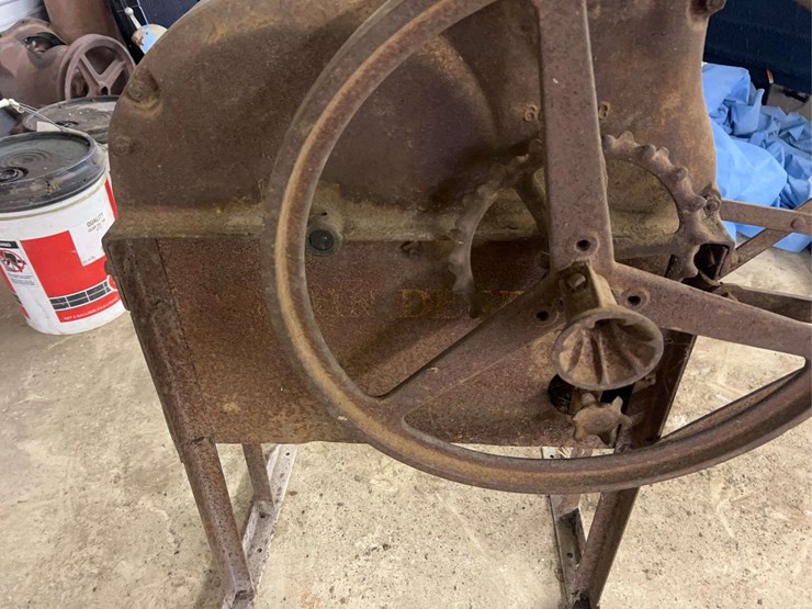 john-deere-model-1b-corn-sheller-image-18