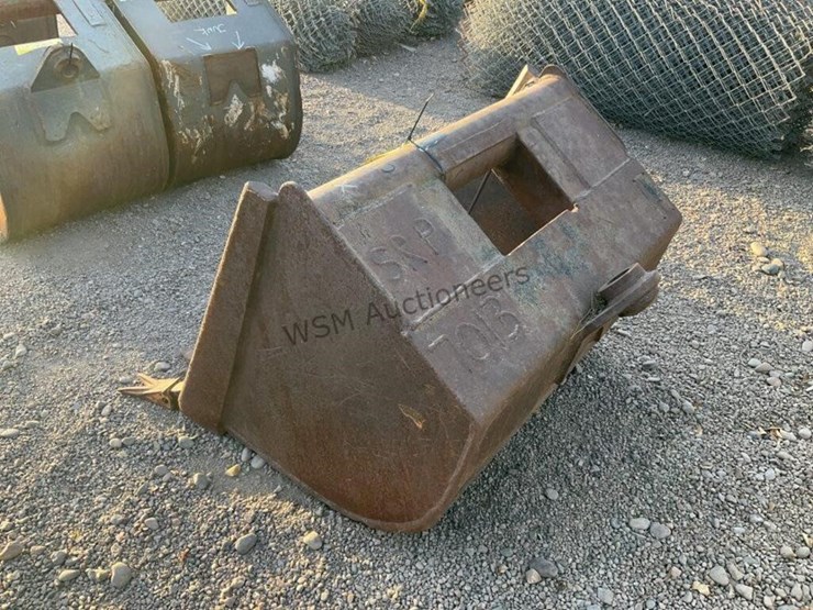 36in-excavator-bucket-image-2