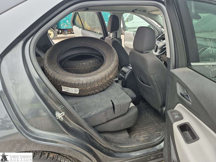 2018-chevrolet-equinox-image-28