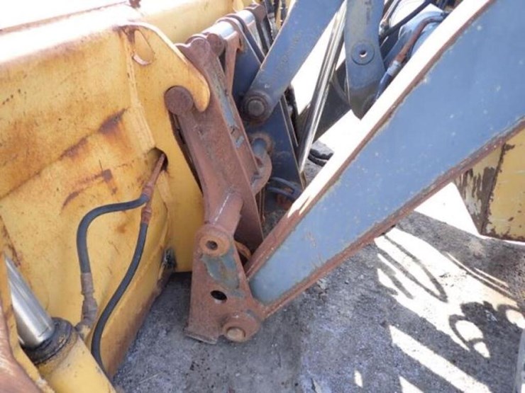 2009-deere-310sj-image-23