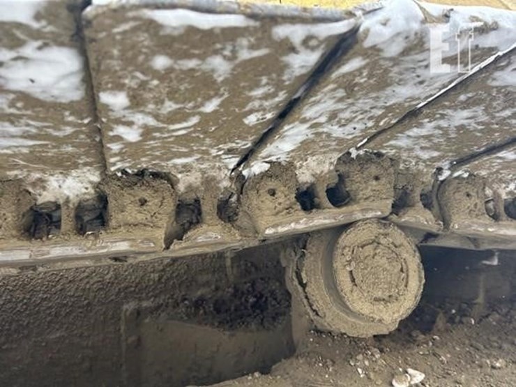 2017-komatsu-d61pxi-image-54