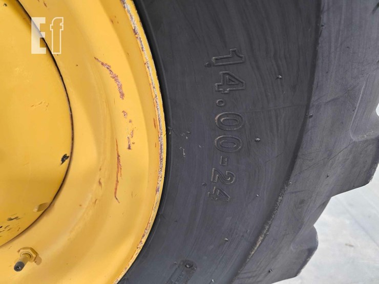 2003-caterpillar-140h-image-32