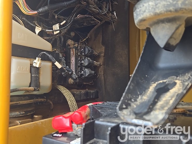 2019-caterpillar-336-image-43