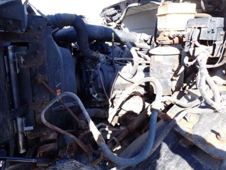 2016-ford-f650-image-25