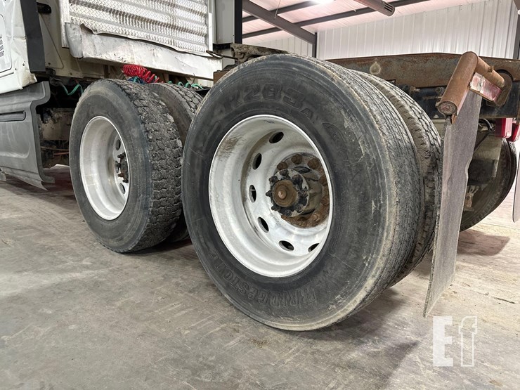 2012-international-prostar-image-29