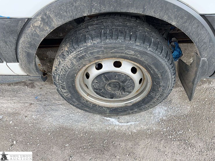 2018-ford-transit-image-15