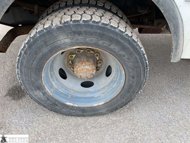 2009-ford-f450-image-22