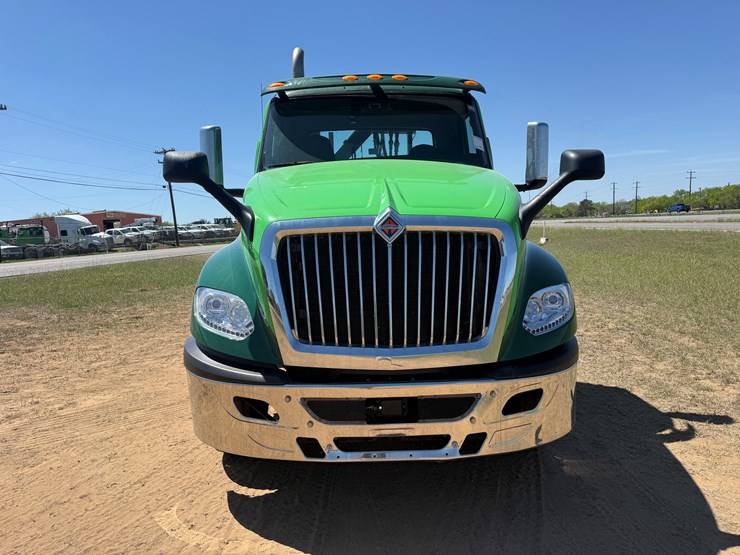 2018-international-lt-image-2