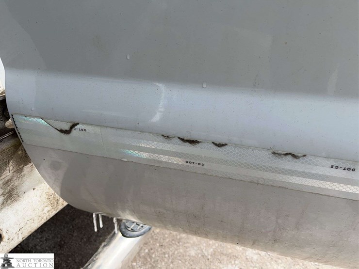 2014-ford-f350-image-26