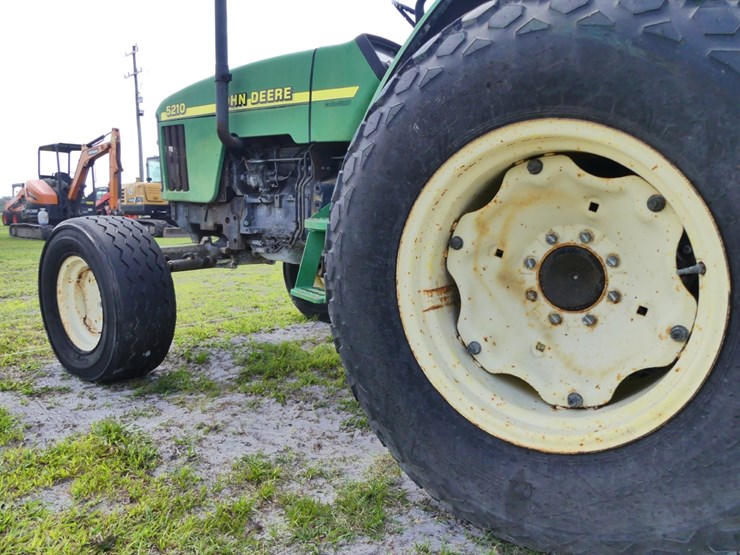 john-deere-5210-image-7