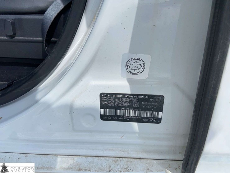 2018-mitsubishi-outlander-image-34