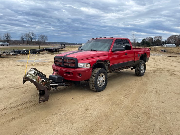 2001-dodge-ram-2500-image-1