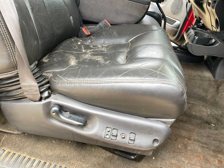 2001-dodge-ram-2500-image-53