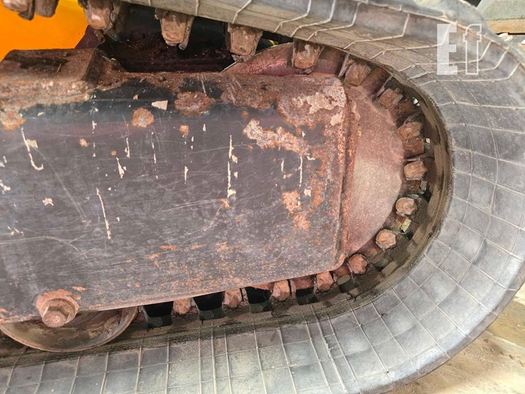 2021-jcb-3ts-8t-image-29