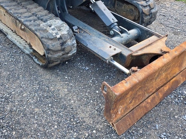 2023-bobcat-e42-image-33