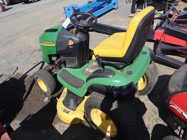 john-deere-120-image-5