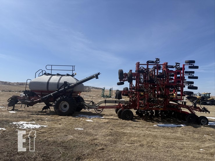 2011-case-ih-3430-image-6