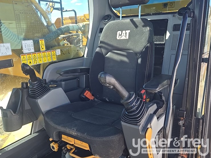 2019-caterpillar-336-image-69