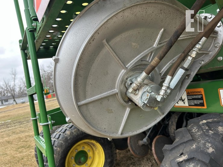 2014-john-deere-1990ccs-image-40