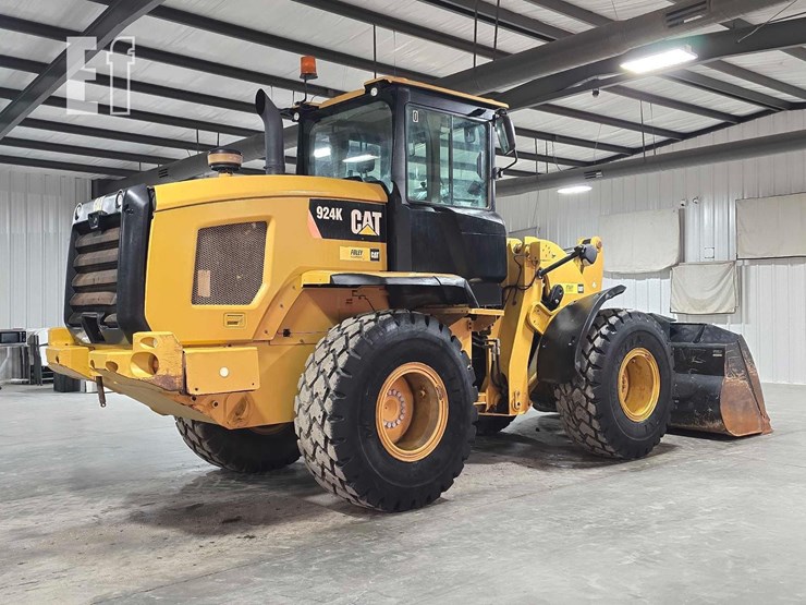 2014-caterpillar-924k-image-3
