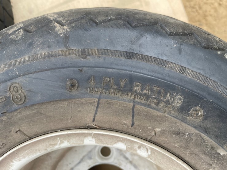 #3923-•-(5)-trailer-tires-image-12