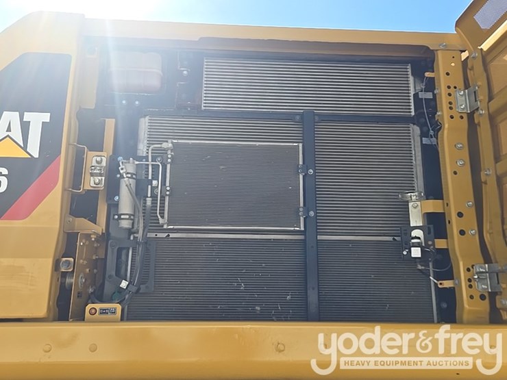 2019-caterpillar-336-image-37