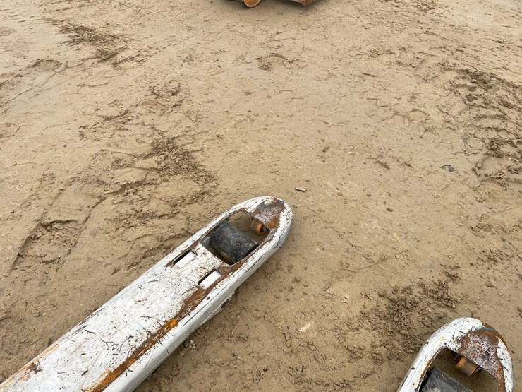 #3917-•-crown-5,000-lbs.-pallet-jack-image-12