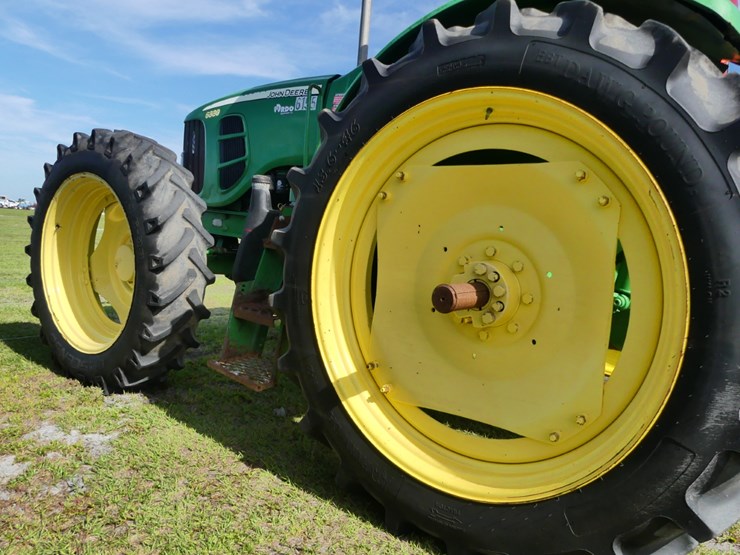 john-deere-6330-image-9