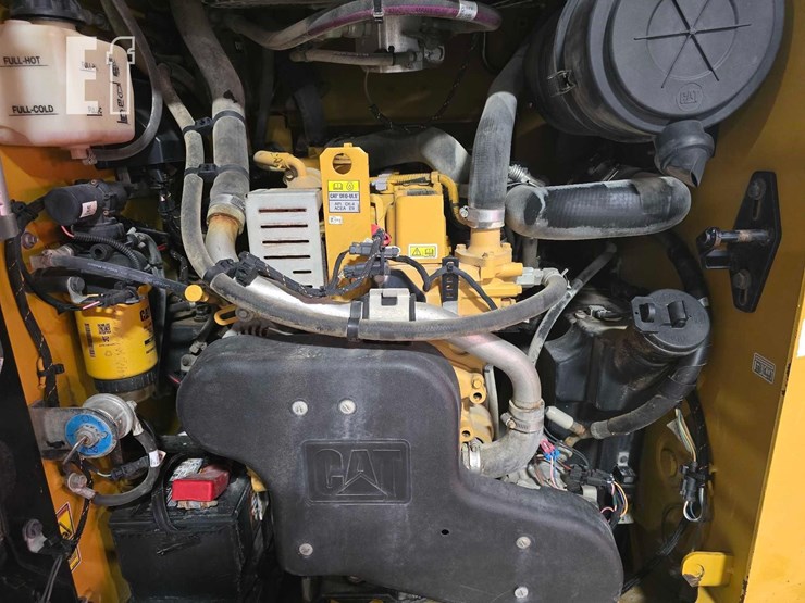 2022-caterpillar-289d3-image-25