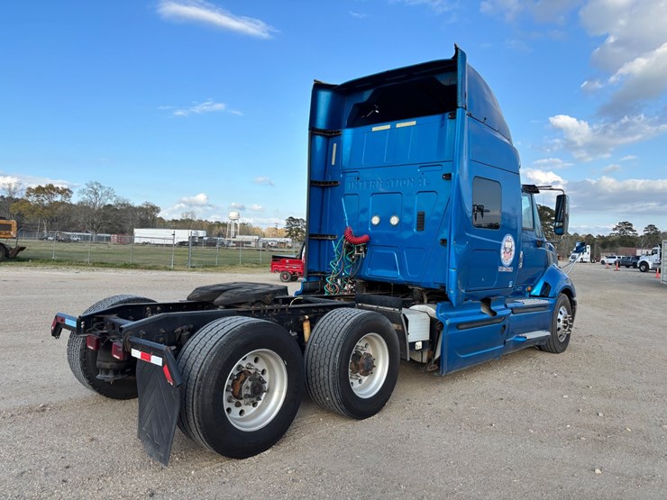 2015-international-prostar-image-3