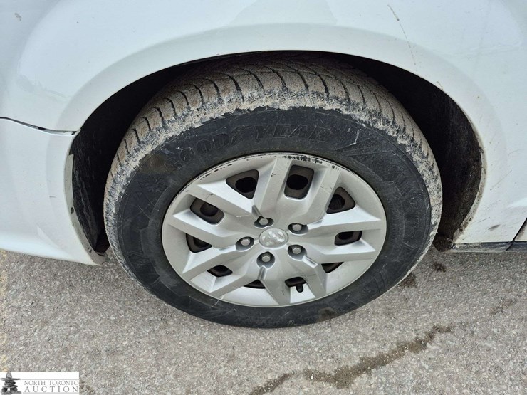 2015-ram-c/v-image-19