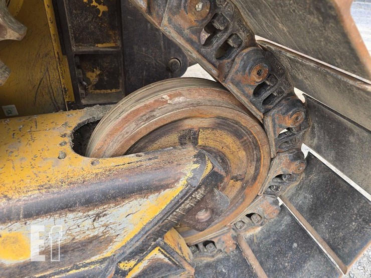 2019-caterpillar-d6-xe-lgp-image-33