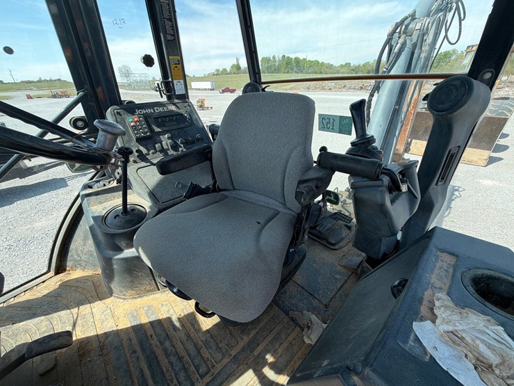 2014-deere-410k-image-14