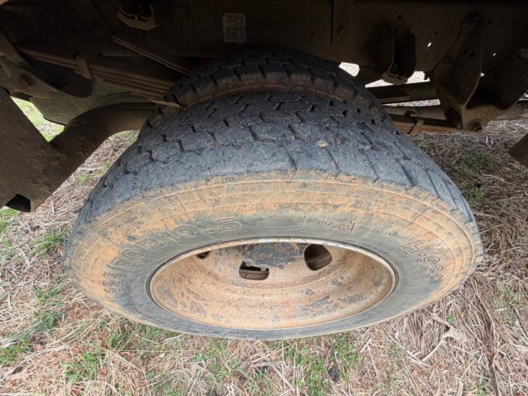 2014-dodge-ram-5500-image-10