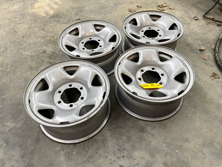 toyota-tacoma-image-2