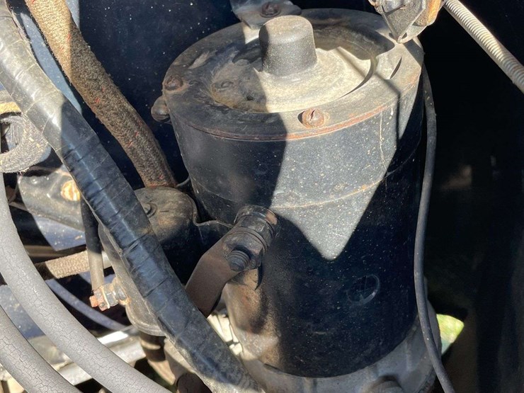 1948-ford-super-deluxe-convertible-image-102