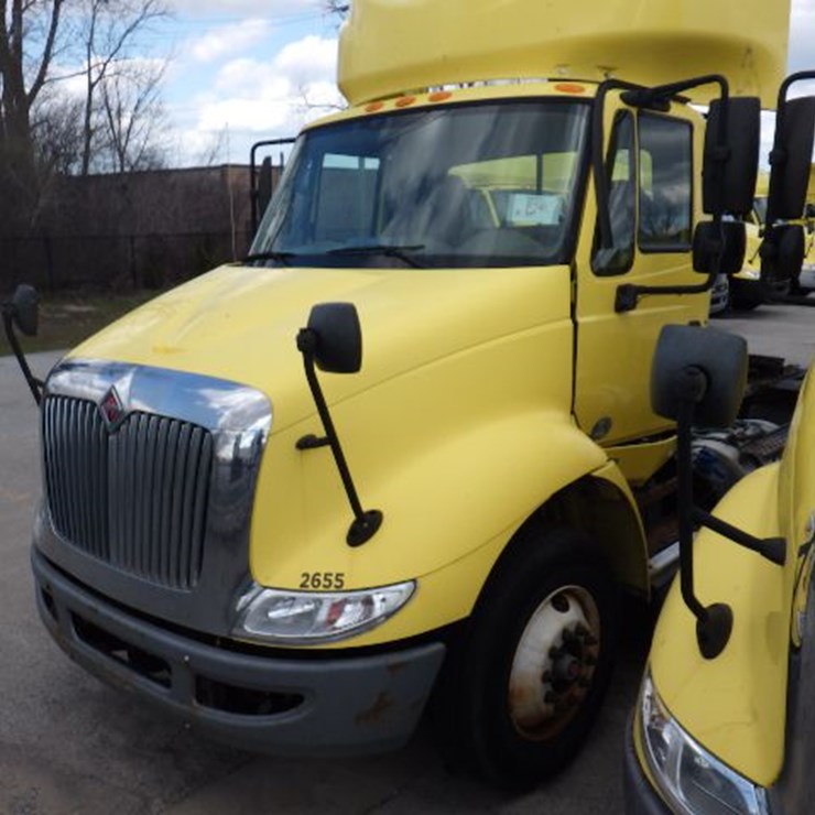 2016 INTERNATIONAL 8600