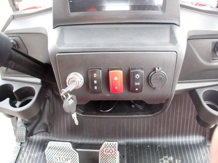 unused-2026-sdlanch-sdlgc80-golf-cart-image-13