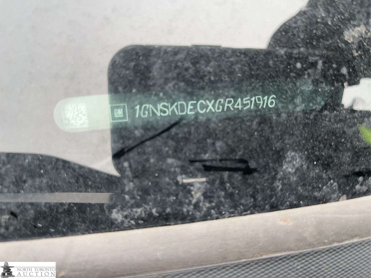 2016-chevrolet-tahoe-image-17