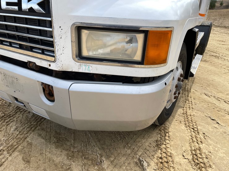 #400-•-1997-mac-ch600-semi-(has-wi-title)-image-11