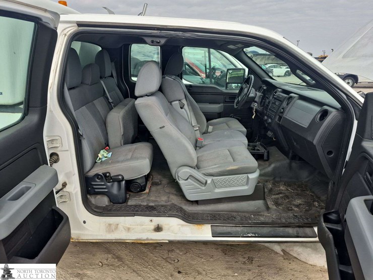 2011-ford-f150-image-32