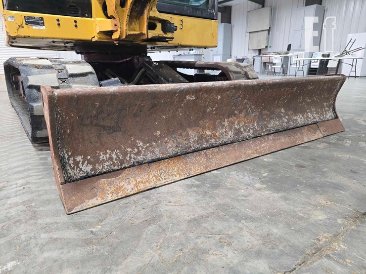 2024-caterpillar-306cr-image-15