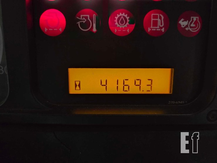 2015-caterpillar-815f-2-image-25