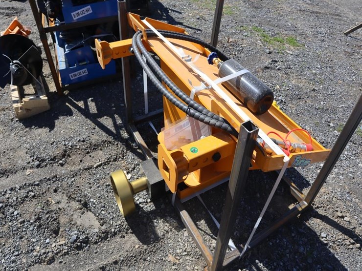 future-pile-hammer-image-4