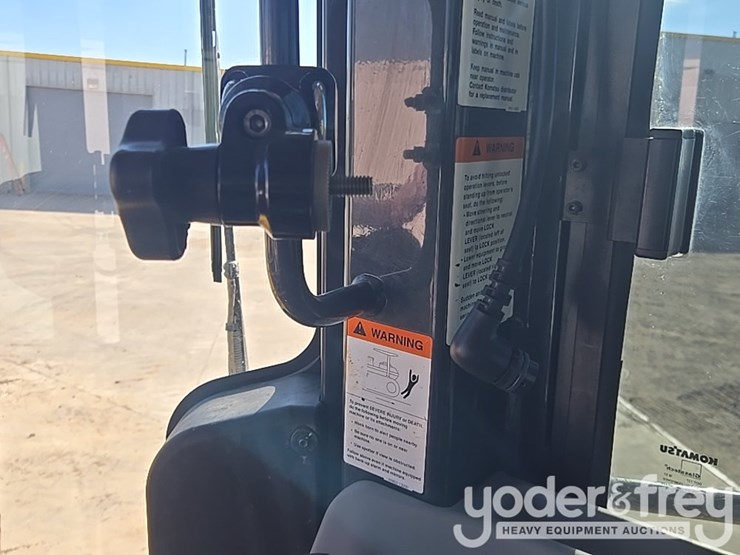 2023-komatsu-d61px-24-image-72