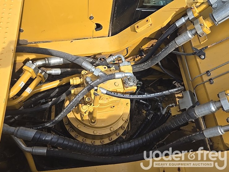 2017-caterpillar-336fl-image-85